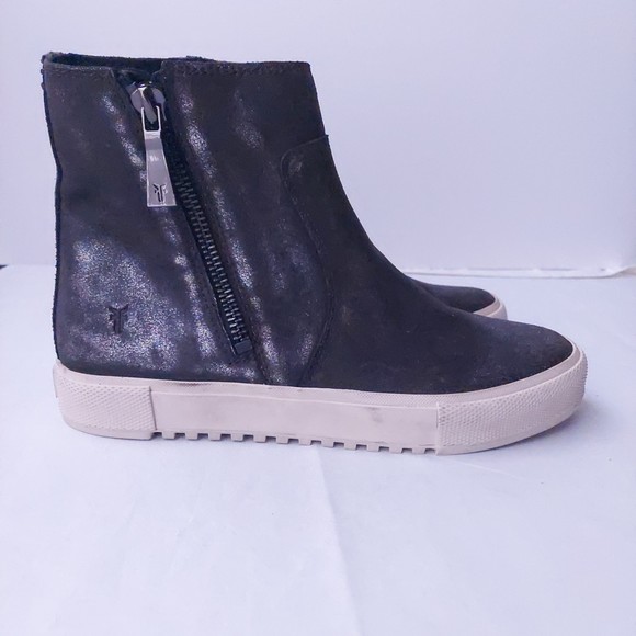 Frye Gia Lug Zip Black Shimmer Bootie Women's Sz 9.5 - Picture 3 of 16